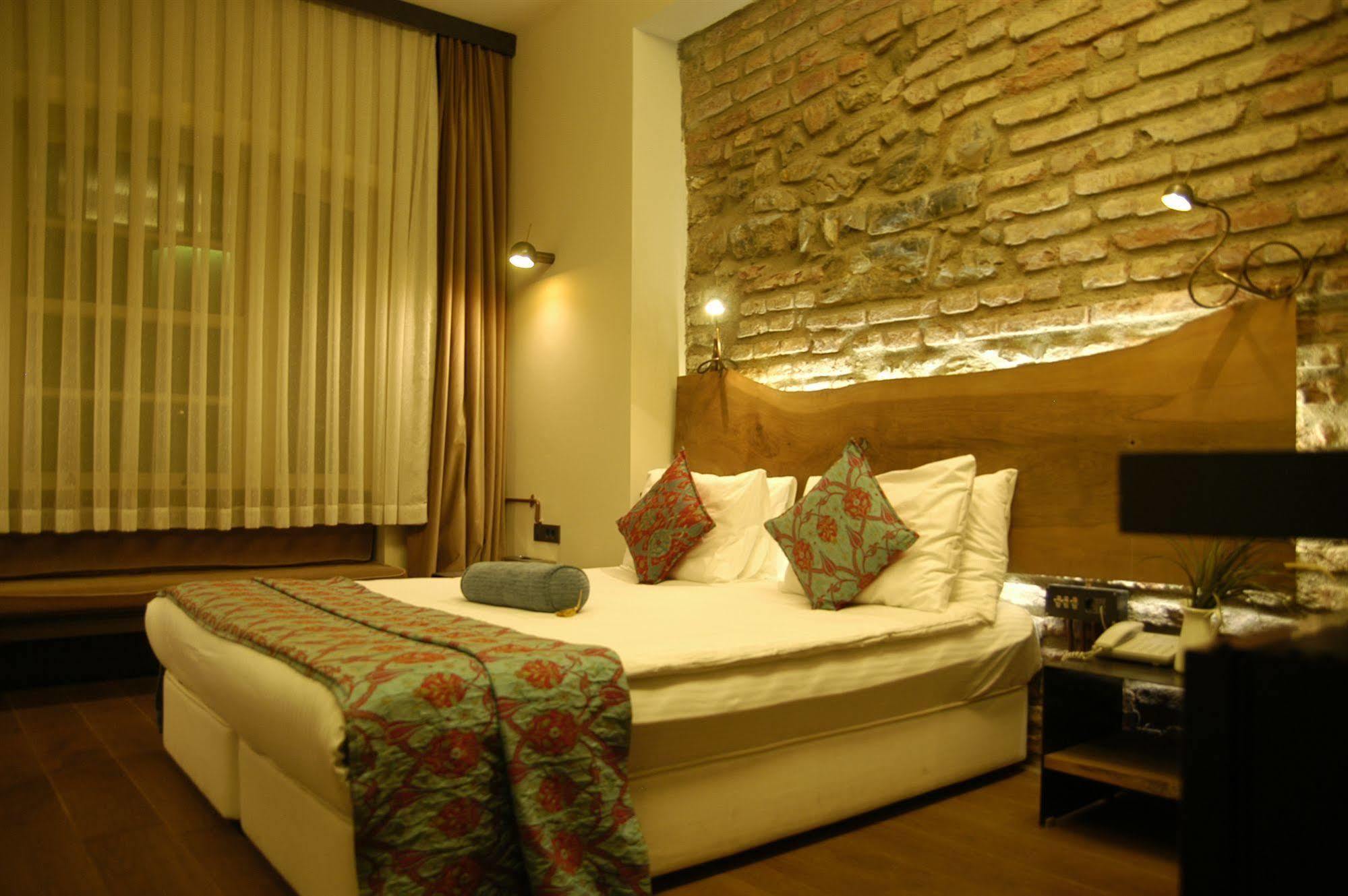 West Pera Hotel Стамбул Екстер'єр фото